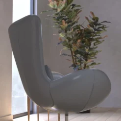 Merrick Lane High-Back Egg Style Lounge Chair With 360° Swivel Metal Base -Furniture Shop GUEST 99d9e5cc 9acc 4f37 af76 9ecfc835aeb3