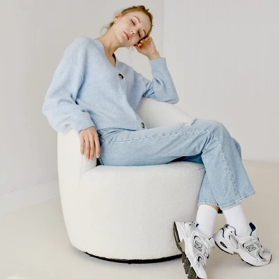 Bella Swivel Barrel Chair,2 Size Soft Touch Upholstered White Teddy Swivel Chair, Armrest 360° Swivel Nursery Chair-Maison Boucle 3 Bella Swivel Barrel Chair,2 Size Soft Touch Upholstered White Teddy Swivel Chair, Armrest 360° Swivel Nursery Chair-Maison Boucle